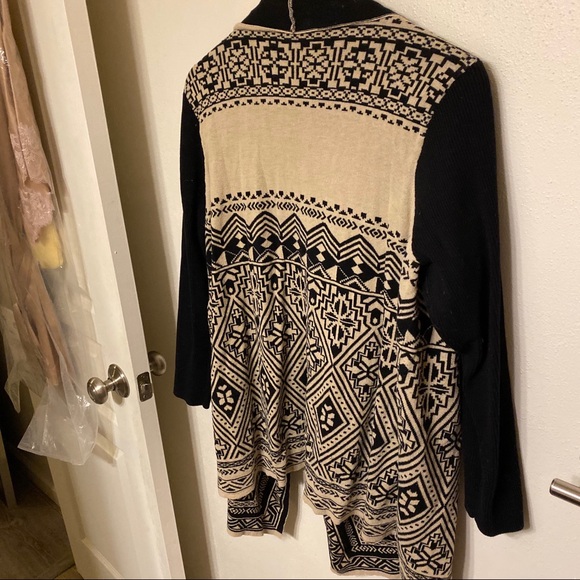 Lucky Brand knit sweater wrap - Picture 3 of 4